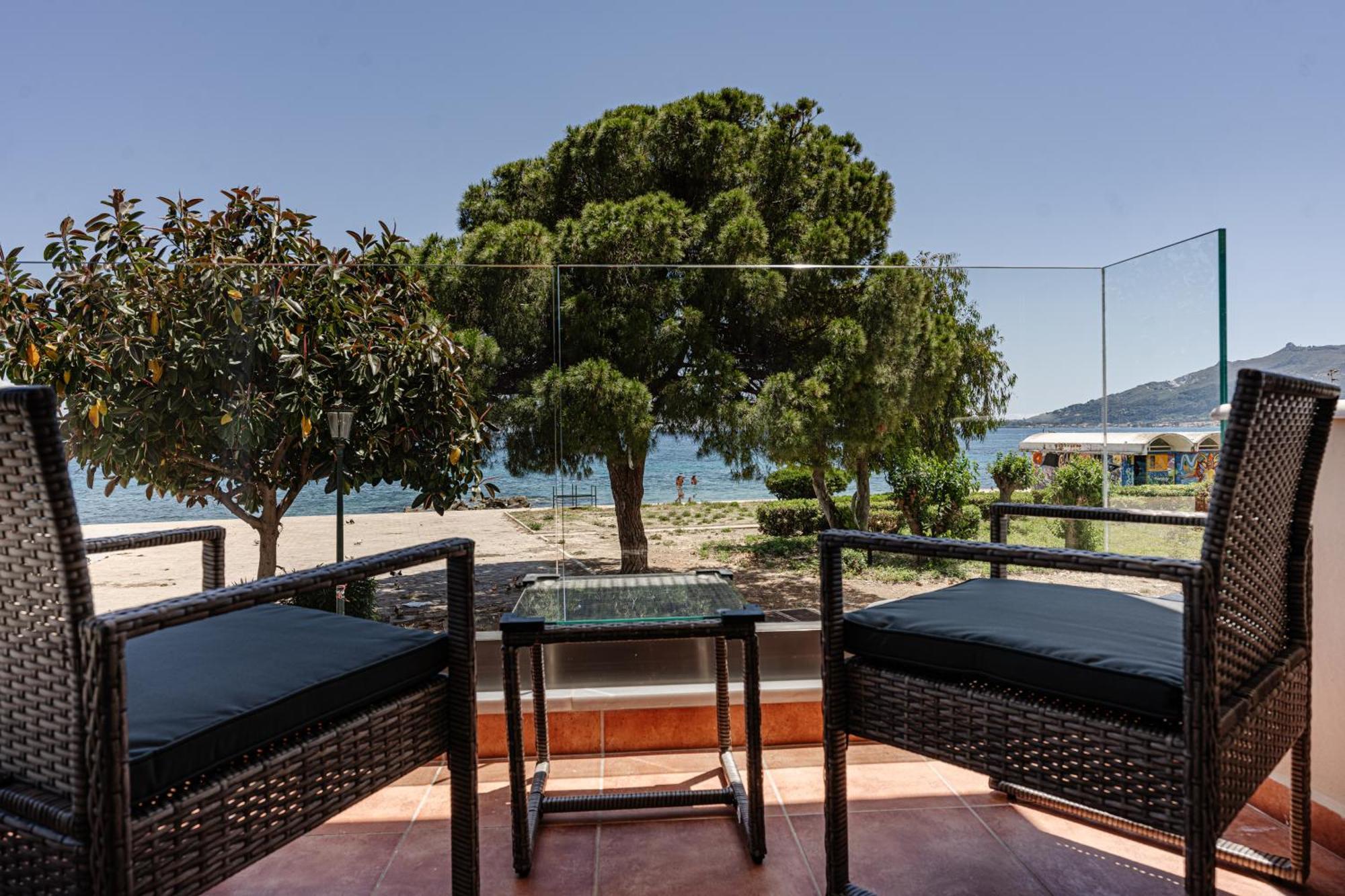 Seafront Spirit Apartment